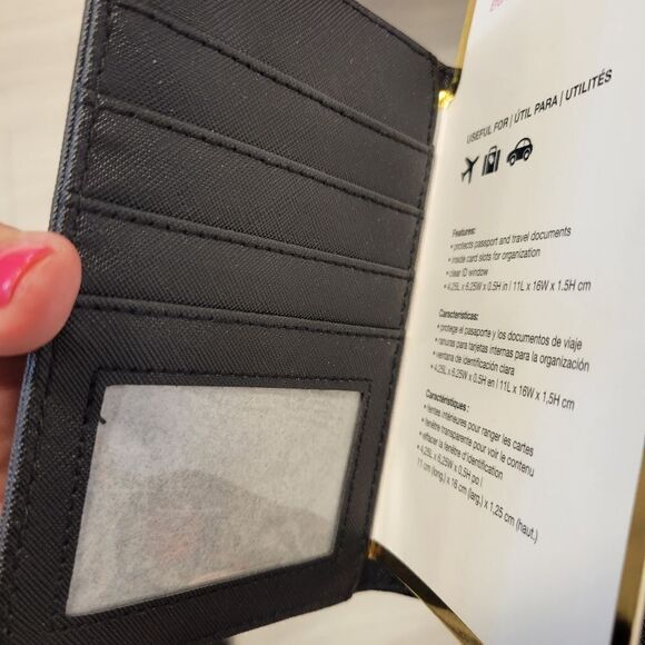 NEW UPGRADE ME BLACK SAFFIANO FAUX LEATHER LUXE PASSPORT TRAVEL CARD WALLET NWT - Picture 3 of 5